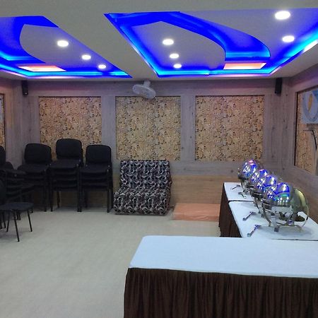 מוזאפרפור Hotel Central Park מראה חיצוני תמונה